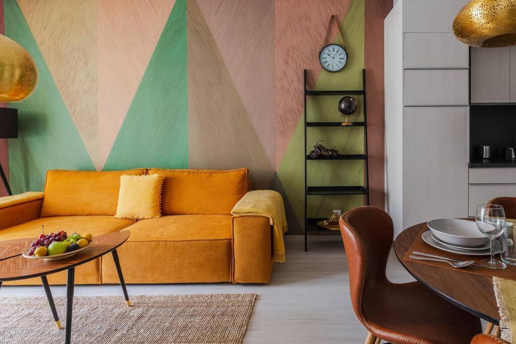Golden Sunshine On Corvin Promenade - 506 Apartment *